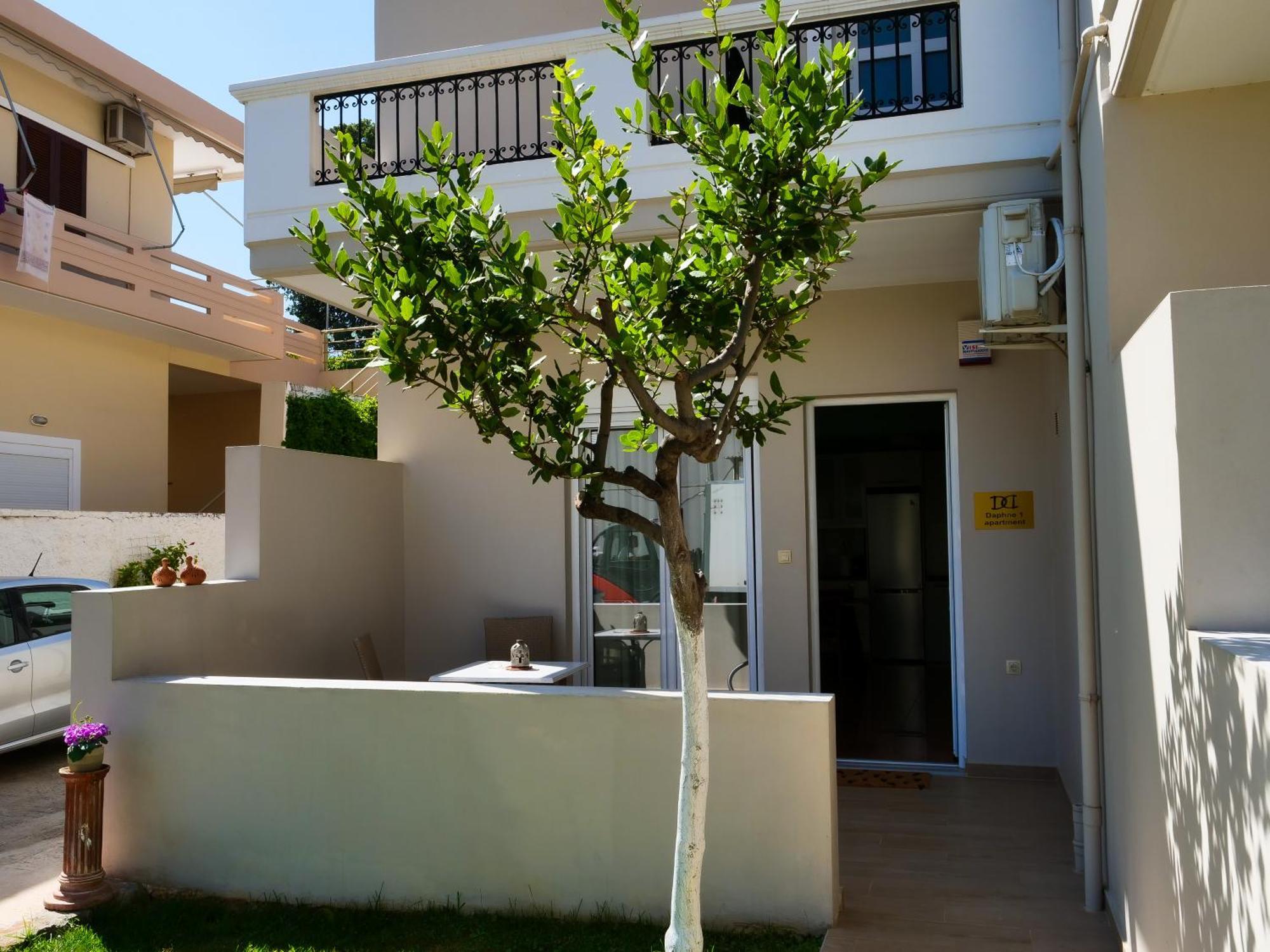 Cosy Apartments Daphne Daratsos Екстер'єр фото