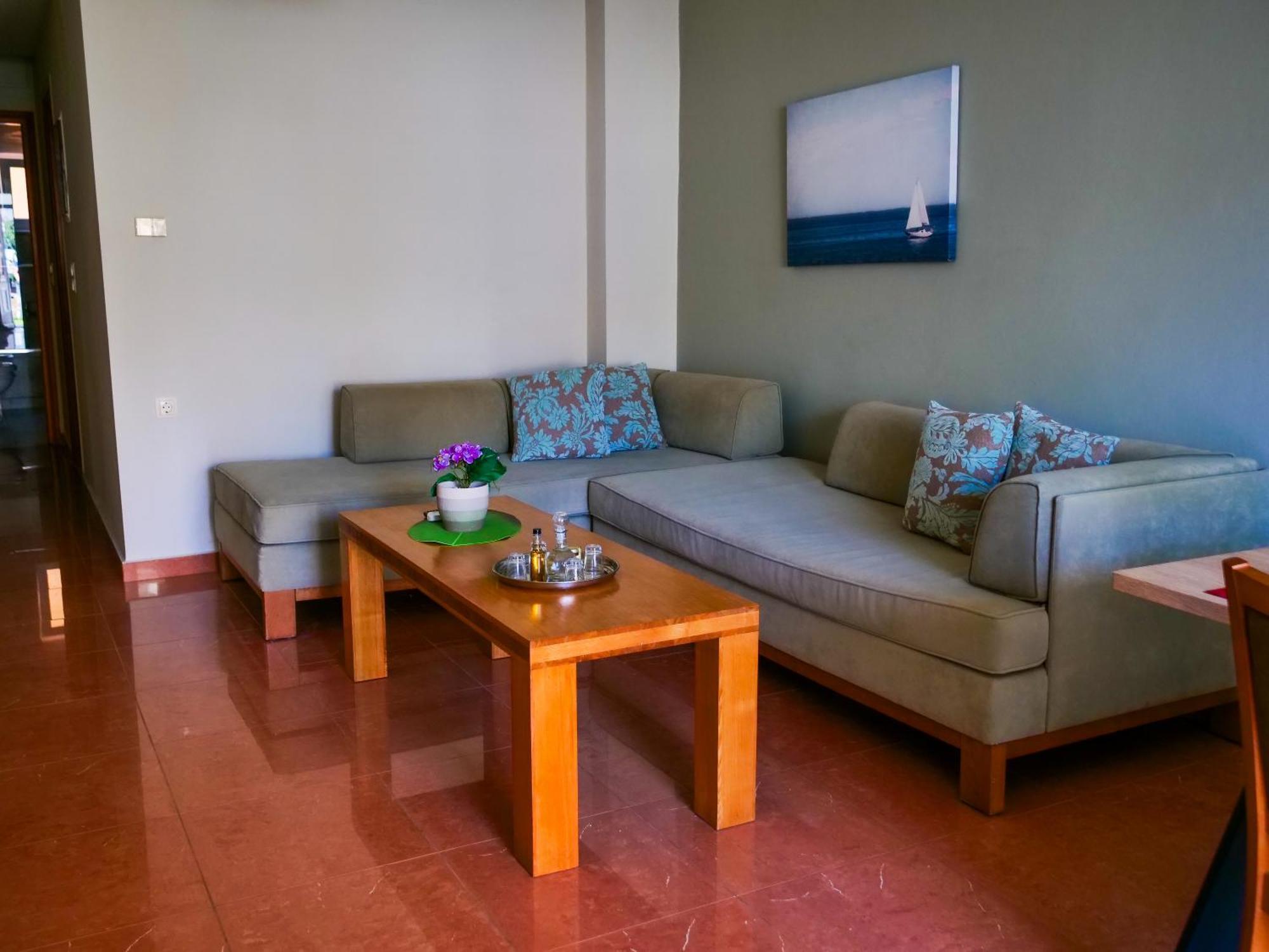 Cosy Apartments Daphne Daratsos Екстер'єр фото